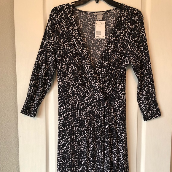 H&M Dresses & Skirts - H&M Wrap Dress (NWT)
